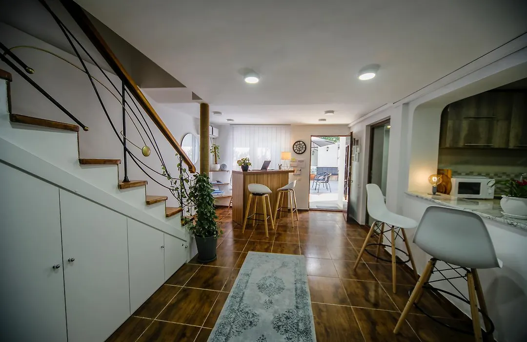 Avlabari Boutique House-1